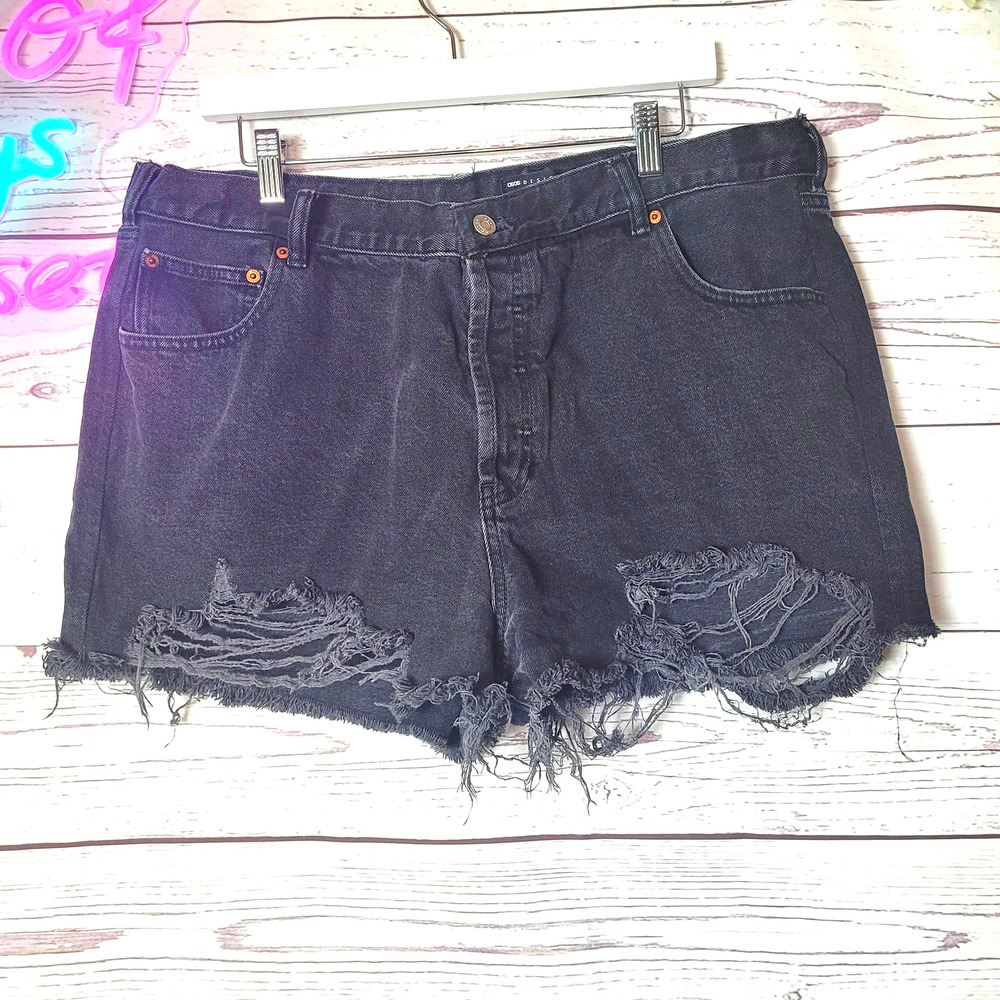 ASOS Black Denim‎ Cut-Off Raw Hem Button Fly Distressed Shorts Womans  Plus 18